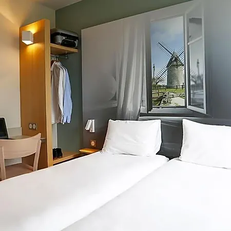 B&B Hotel Les Herbiers